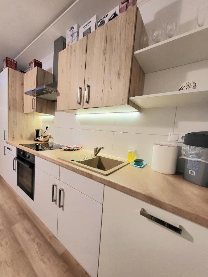 Velky Apartman 3 Leilighet Bratislava Eksteriør bilde